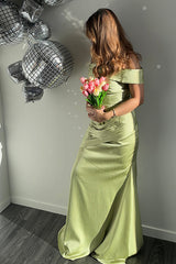 Metallic Satin Green Off The Shoulder Sheath Red Carpet Dress
