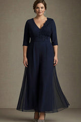 Plus Size Navy Chiffon V-Neck Half Sleeves Mother of the Bride Dress with Appliques