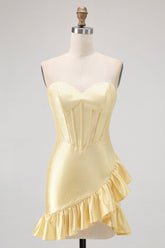 Sparkly Yellow Corset Sweetheart Short Homecoming Dress with Beading