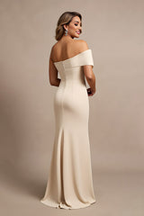 Apricot Satin Mermaid Ruched Long Mother of the Bride Dress with Ruffles