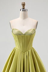 Sparkly Green Sweetheart Satin A-Line Short Homecoming Dress with Beading