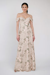 Reina Enchanted Floral