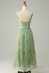 A Line Sweetheart Green Long Prom Dress with Embroidery