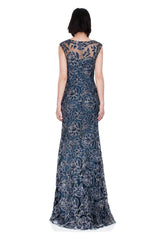 Akashi Gown