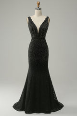 Mermaid Beaded V-Neck Black Prom Dress