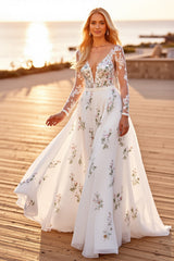 White Tulle A Line V-Neck Long Sleeves Wedding Dress