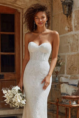 Ivory Corset Mermaid Lace Sweep Train Wedding Dress
