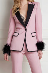 Black Pink Patchwork 2 Piece Peak Lapel Prom Suits with Feathers