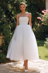 White A Line Tulle Strapless Long Engagement Dress