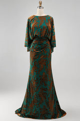 Floral Dark Green Sheath Velvet Boat Neck Long Mother of the Bride Dress with Pockets