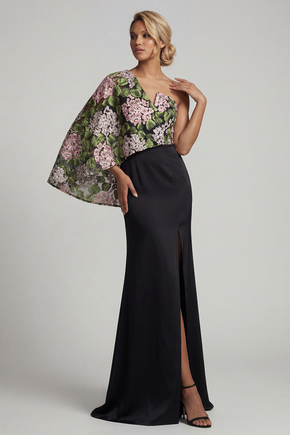 Floral Mermaid Black Long Mother of the Bride Dress with Side Cape