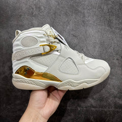 Jordan 8 Retro Champagne