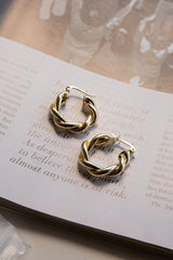 Fate Rope Hoop Earrings Gold