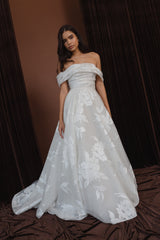 Layla w/o Overskirt