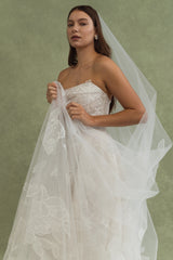 Lorelai Veil
