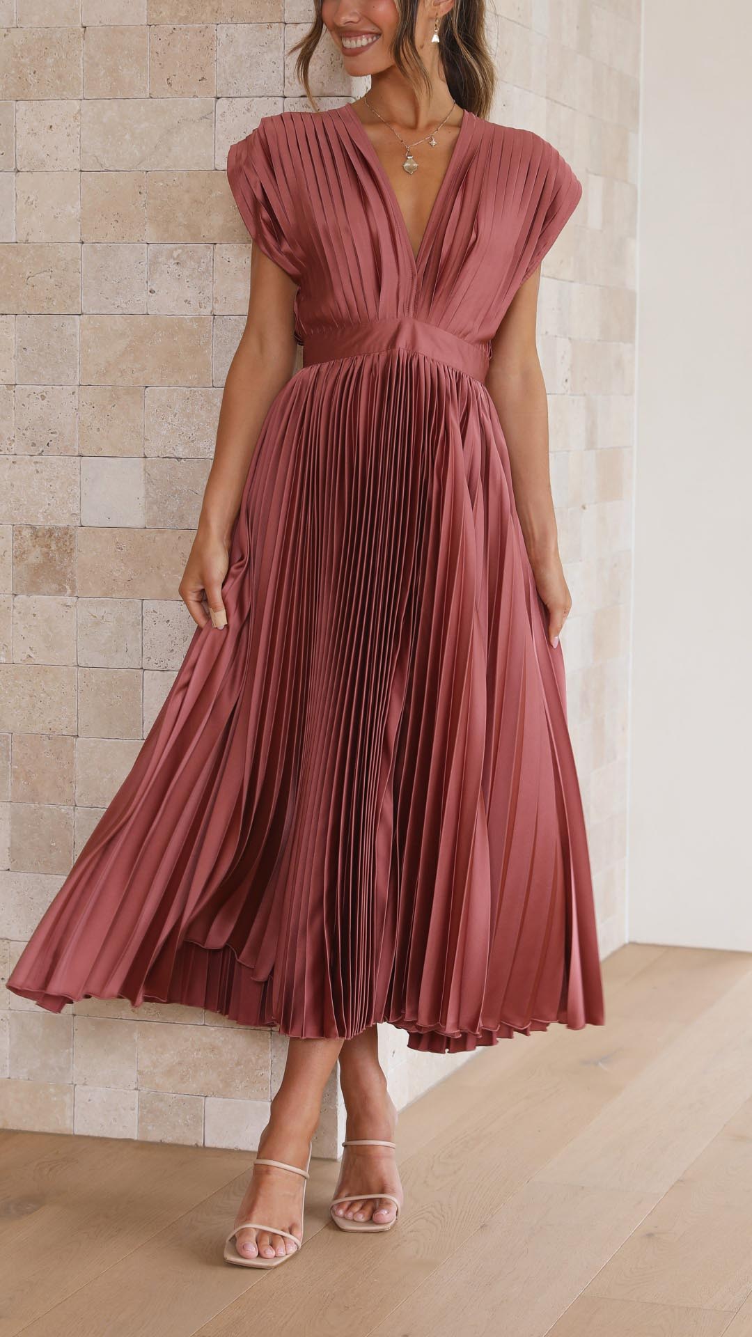 ALIYAH – ELEGANT PLEATED MIDI DRESS