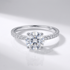 CLASSIC ROUND ZIRCONIA SILVER RING