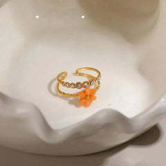 INS French Style Fresh Beaded Flower Stainless Steel Ring 18K Gold Plated Design Sense Hand Jewelry Wholesale