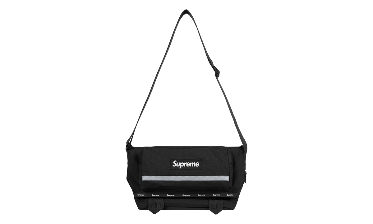 Messenger Bag FW24 - Black SU25931