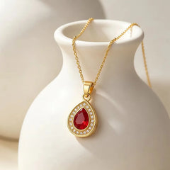 Water Droplets Hypoallergenic Necklace for Women in 316 Stainless Steel with 18K Real Gold PVD Coated and Zircon Inlay. Figaro Chain